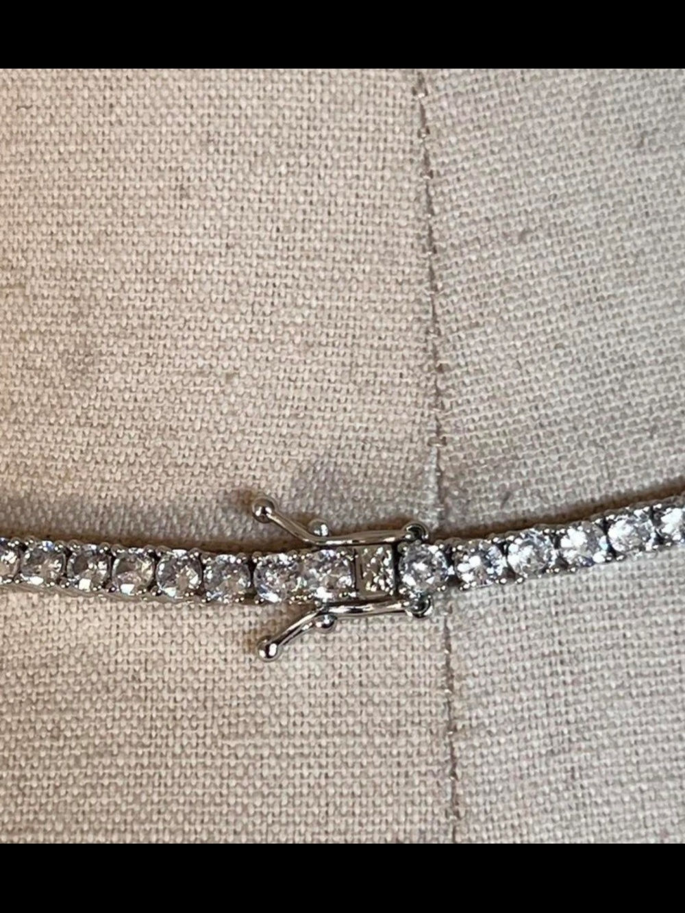 Cross Chain - Picture 9 of 9